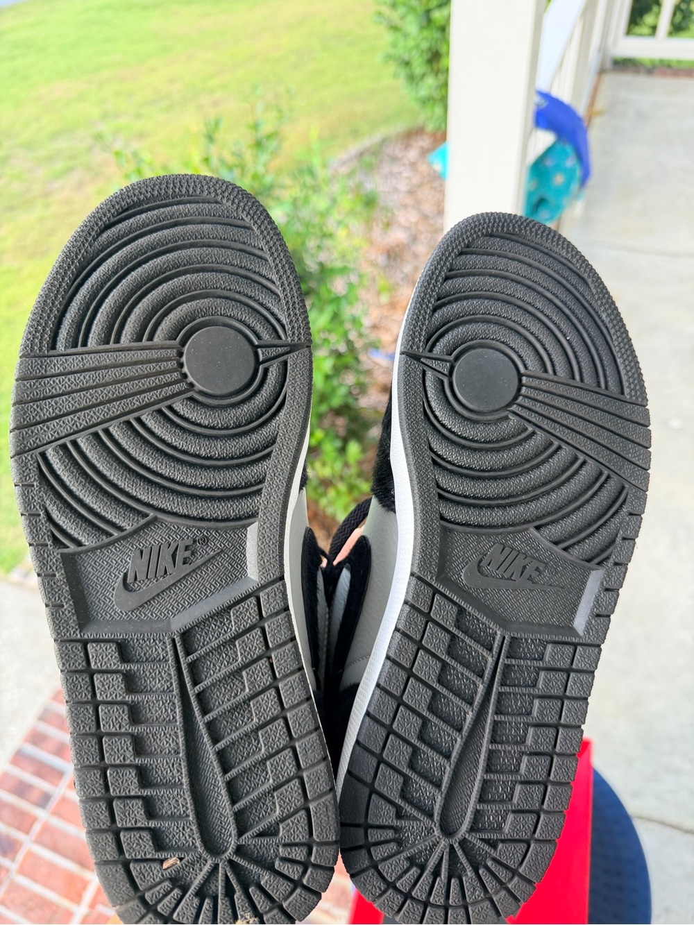 AUTHENTIC Nike Air Jordan 1 Retro High OG "Twist 2.0" - Picture 4 of 8